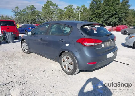 2016 Kia Forte Lx z USA, uszkodzony, nr VIN KNAFK5A84G5583382